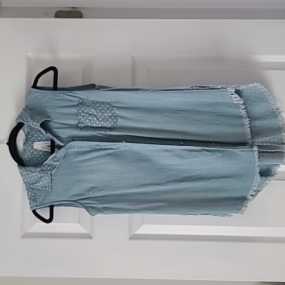 Liverpool Jean's Company Vest Shirt. Light Jean colored with polka dot detail.